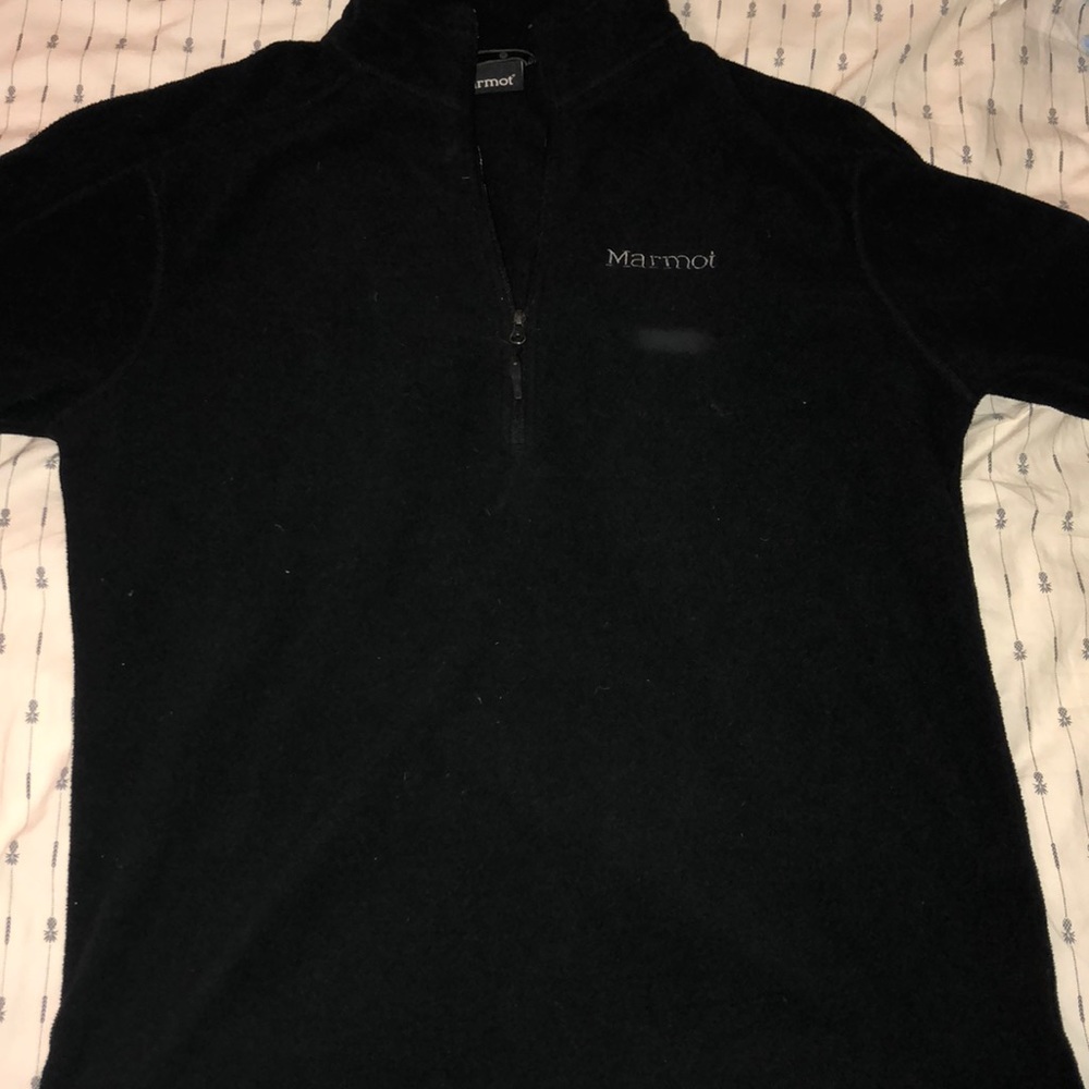 Black marmot fleece pullover